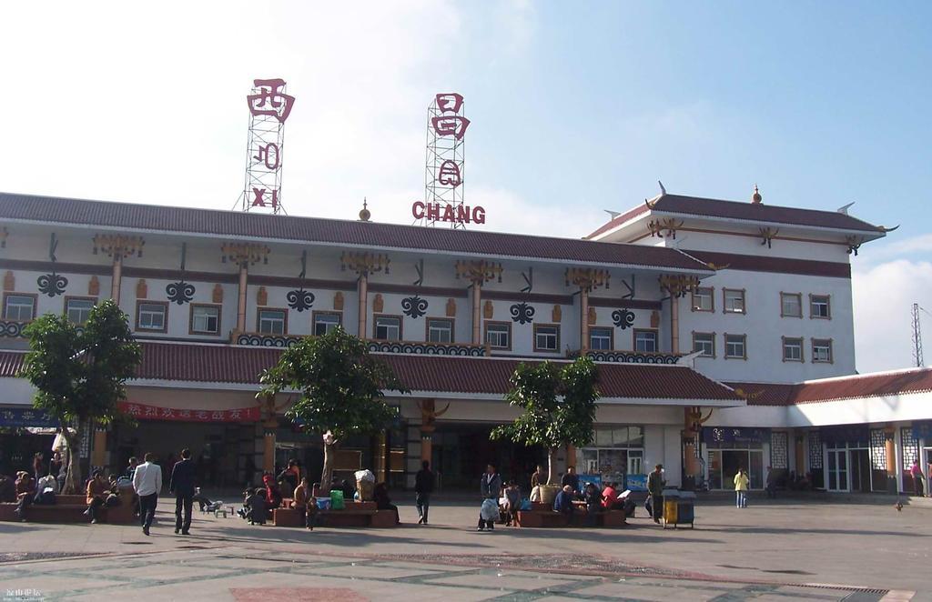318 Express Motel Xichang Экстерьер фото